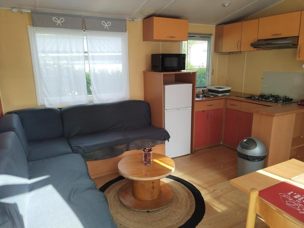 Mobil-Home Coin De Paradis En Cote D'Opale Sur Terrain Prive Et Sa Caravane Hermelinghen Eksteriør bilde